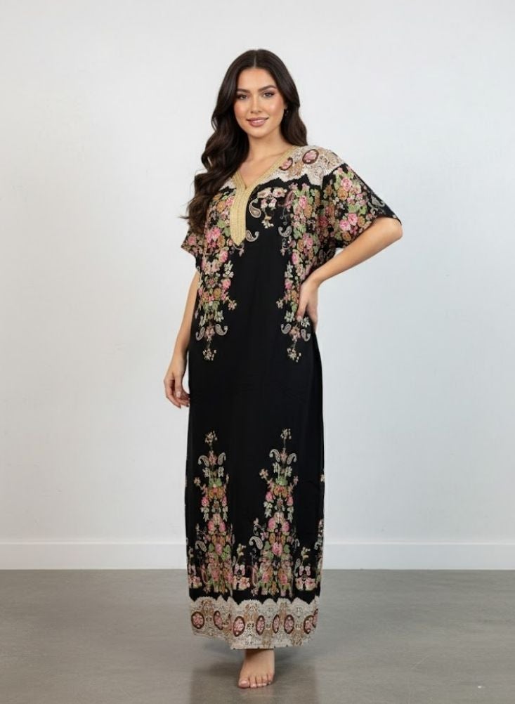 كمفورت جلابية رمضانية طويلة سوداء بتصميم زهري أنيق للنساء - فستان طويل مطبوع فاخر بتصميم أنيق للرقبة وقصة انسيابية - Image 1